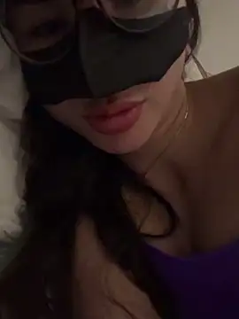 trinhvutrinh online show from 11-25-25, 07:36