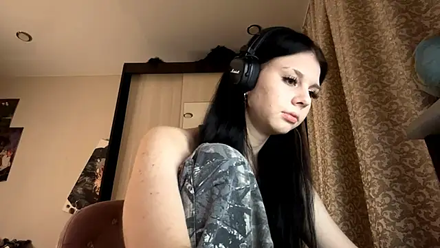 Snapshot of AnGallo chatting on 11-13-25, 06:07 AnGallo online show from 11-13-25, 06:07