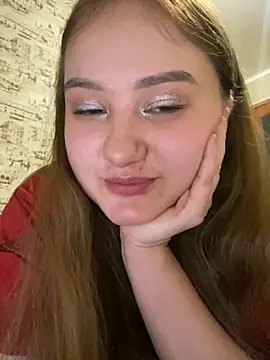 Regina Lynne online show from 10-30-25, 03:13