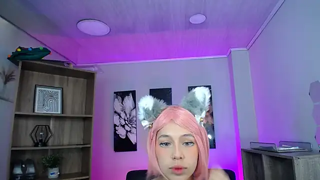 Snapshot of roseefancy19 chatting on 11-20-25, 11:43 roseefancy19 online show from 11-20-25, 11:43