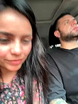 Snapshot of MailynAndNick chatting on 11-15-25, 06:37 MailynAndNick online show from 11-15-25, 06:37