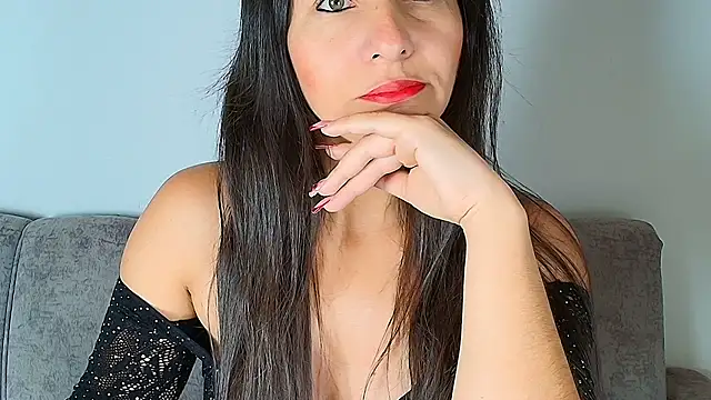 Snapshot of alana_pink95 chatting on 11-12-25, 07:42 alana pink95 online show from 11-12-25, 07:42