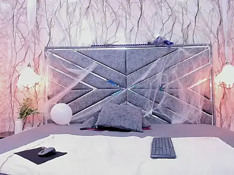 DIRTY MIIA  online show from 11-03-25, 12:17