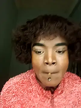 Lucile Carrie online show from 11-16-25, 09:53