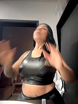 Snapshot of Natural_BIGASS_Nina chatting on 12-01-25, 11:15 Natural BIGASS Nina online show from 12-01-25, 11:15