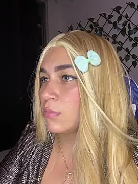 Snapshot of yayita_cute chatting on 10-30-25, 06:04 yayita cute online show from 10-30-25, 06:04