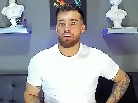 Thorevans2424 online show from 11-21-25, 12:43