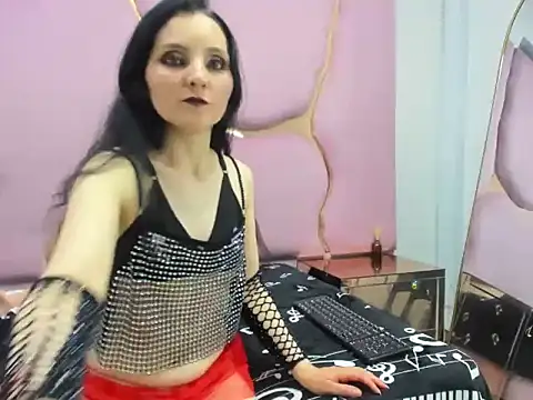 Snapshot of Morticia_Black chatting on 11-13-25, 07:35 Morticia Black online show from 11-13-25, 07:35