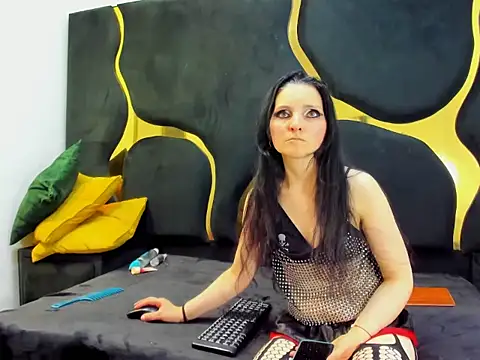 Snapshot of Morticia_Black chatting on 12-16-25, 09:20 Morticia Black online show from 12-16-25, 09:20