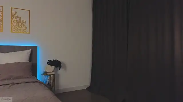 Snapshot of adele_armass chatting on 11-06-25, 10:10 adele armass online show from 11-06-25, 10:10