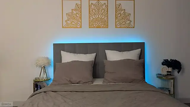 Snapshot of adele_armass chatting on 12-04-25, 07:44 adele armass online show from 12-04-25, 07:44