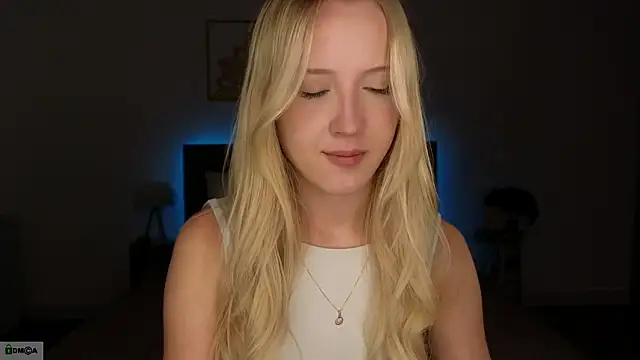 Snapshot of adele_armass chatting on 03-14-26, 09:20 adele armass online show from 03-14-26, 09:20