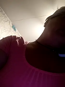 Snapshot of MilkySky chatting on 11-12-25, 08:59 MilkySky online show from 11-12-25, 08:59