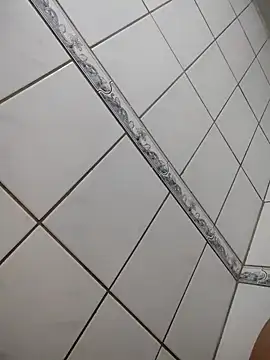 vim045 online show from 10-31-25, 02:23