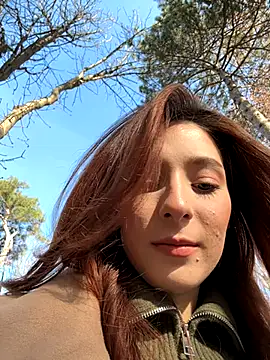 LilluKatten online show from 11-28-25, 09:45