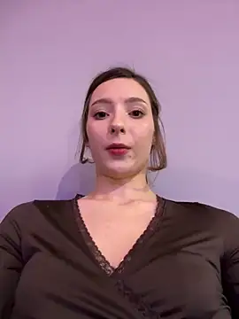 Snapshot of LilluKatten chatting on 02-11-26, 11:37 LilluKatten online show from 02-11-26, 11:37