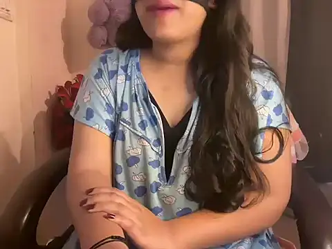 Snapshot of Shilpa_7 chatting on 11-23-25, 06:08 Shilpa 7 online show from 11-23-25, 06:08