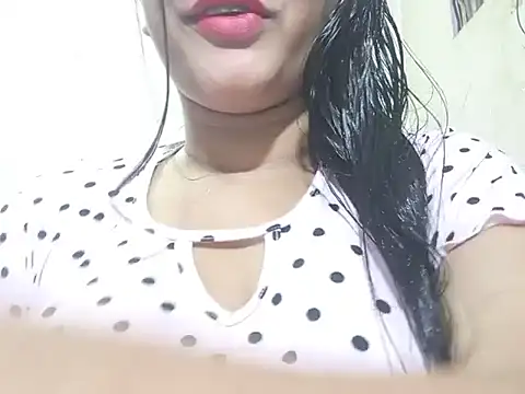 Snapshot of Nancy_queen001 chatting on 11-11-25, 03:01 Nancy queen001 online show from 11-11-25, 03:01