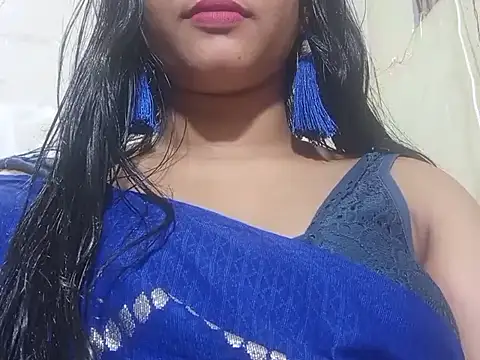 Snapshot of Nancy_queen001 chatting on 11-13-25, 04:06 Nancy queen001 online show from 11-13-25, 04:06