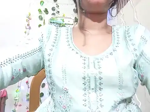 Snapshot of Nancy_queen001 chatting on 11-27-25, 09:17 Nancy queen001 online show from 11-27-25, 09:17