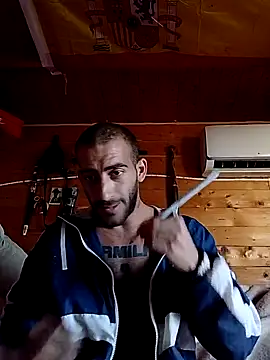 Alicantino69 online show from 11-19-25, 03:12