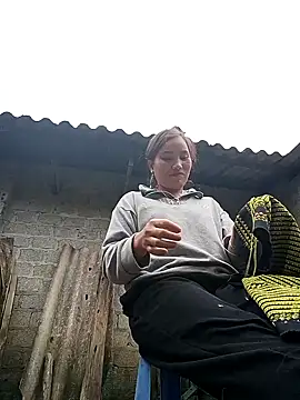 Snapshot of min_nyny chatting on 10-31-25, 02:23 min nyny online show from 10-31-25, 02:23