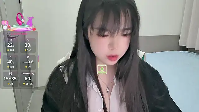 Snapshot of Dialog_Mu chatting on 11-18-25, 01:04 Dialog Mu online show from 11-18-25, 01:04