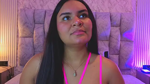 amarahanks1 online show from 11-14-25, 12:37