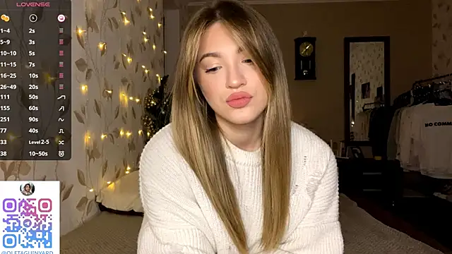 Snapshot of OrethaEredia chatting on 12-16-25, 05:07 OrethaEredia online show from 12-16-25, 05:07