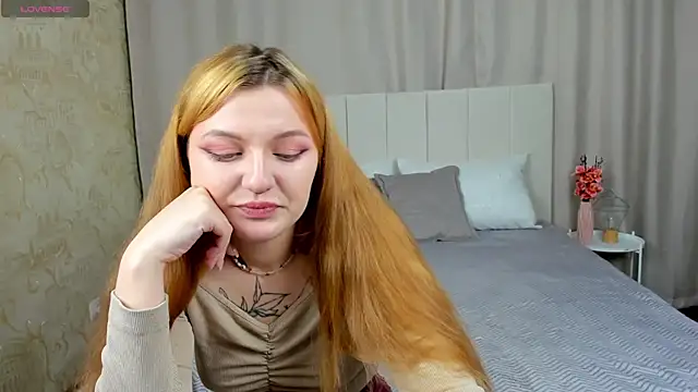 Snapshot of AnnaXPeach chatting on 11-10-25, 01:04 AnnaXPeach online show from 11-10-25, 01:04