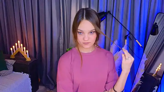 Snapshot of KarlaMagnett chatting on 11-26-25, 03:24 KarlaMagnett online show from 11-26-25, 03:24