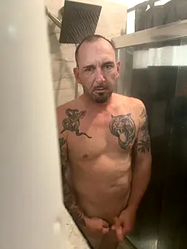 Snapshot of RobsBigD chatting on 11-22-25, 10:53 RobsBigD online show from 11-22-25, 10:53