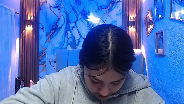 Snapshot of lehia_285 chatting on 02-04-26, 01:17 lehia 285 online show from 02-04-26, 01:17