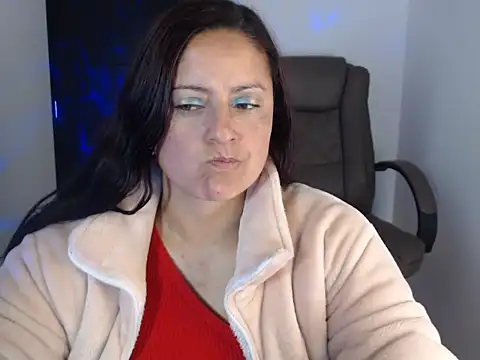 kristelltender1 online show from 11-21-25, 12:54