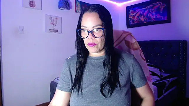 Snapshot of sofia_lopez70 chatting on 11-23-25, 07:35 sofia lopez70 online show from 11-23-25, 07:35