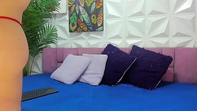 Anggie Miller online show from 02-11-26, 09:03