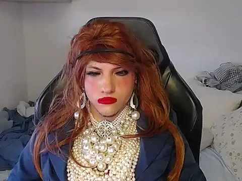 VanesaCrossic online show from 10-22-25, 08:03