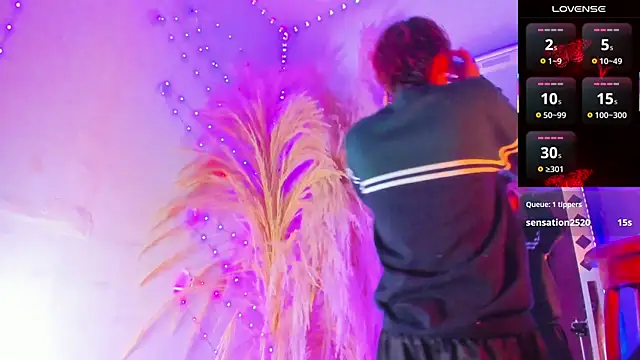 Snapshot of Leo_Glow chatting on 01-16-26, 01:59 Leo Glow online show from 01-16-26, 01:59