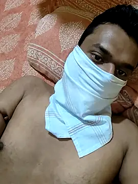 Snapshot of Your_lover_real chatting on 11-02-25, 07:11 Your lover real online show from 11-02-25, 07:11