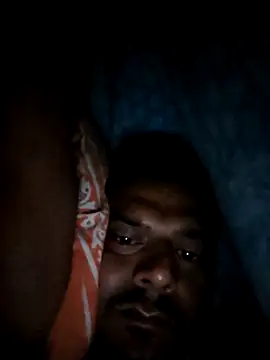 Snapshot of Your_lover_real chatting on 11-02-25, 10:23 Your lover real online show from 11-02-25, 10:23