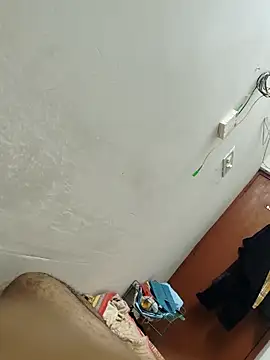 Snapshot of Your_lover_real chatting on 12-05-25, 05:42 Your lover real online show from 12-05-25, 05:42