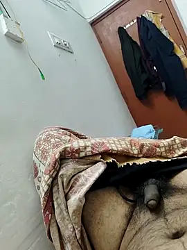 Snapshot of Your_lover_real chatting on 12-19-25, 02:18 Your lover real online show from 12-19-25, 02:18