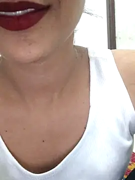 payalsaini06912 online show from 11-03-25, 04:52