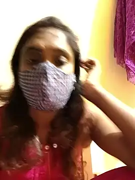 Queen-dhivya online show from 12-18-25, 12:44