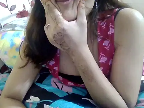 maira 33 online show from 11-12-25, 02:56