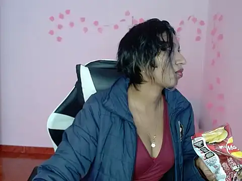 Samanta 777 online show from 12-15-25, 08:24