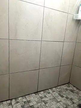 Snapshot of n0tf0und chatting on 10-31-25, 04:19 n0tf0und online show from 10-31-25, 04:19