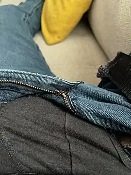 Snapshot of n0tf0und chatting on 11-04-25, 09:03 n0tf0und online show from 11-04-25, 09:03