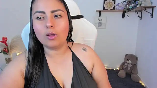 Valery stuart online show from 11-19-25, 08:42