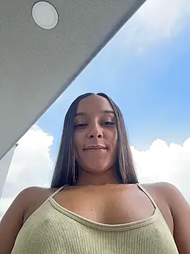 Snapshot of Brunettecollins05 chatting on 11-03-25, 05:14 Brunettecollins05 online show from 11-03-25, 05:14